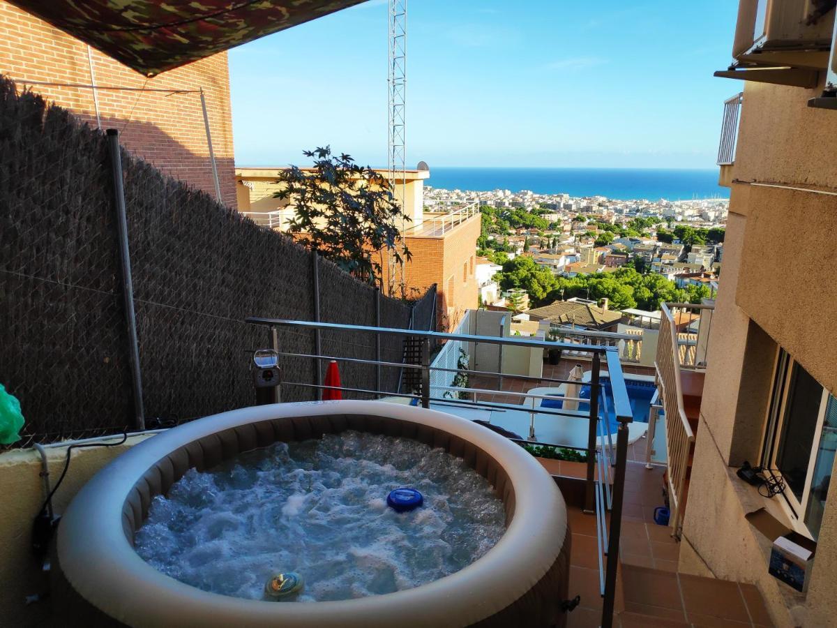House. Casa Con Piscina Privada Hébergement de vacances *