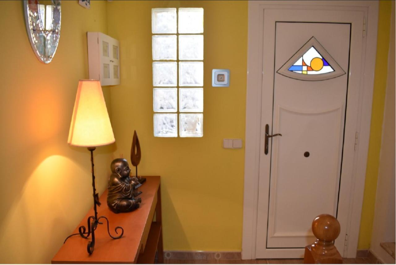 House. Casa Con Piscina Privada Hébergement de vacances *